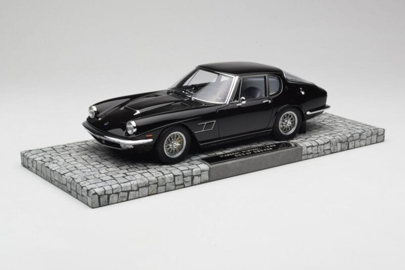 Maserati Mistral Juodas Minichamps 1:18 107123421 Derva
