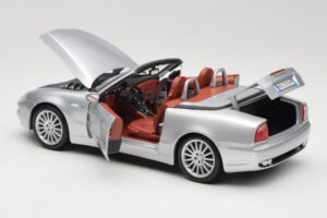 Maserati Spyder Sidabrinis Maisto 1:18 31667 Metalas - nuotrauka 5 iš 8