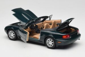 Mazda MX-5 NA Emerald Green Gate 1:18 01017 Metalas - nuotrauka 5 iš 8