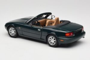 Mazda MX-5 NA Emerald Green Gate 1:18 01017 Metalas - nuotrauka 7 iš 8