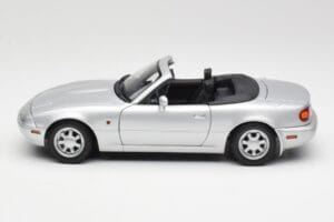 Mazda MX-5 Miata NA Highlight Sidabras Gate 1:18 1015 Metalas - nuotrauka 4 iš 8