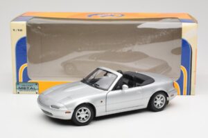 Mazda MX-5 Miata NA Highlight Sidabras Gate 1:18 1015 Metalas - nuotrauka 8 iš 8