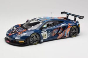 McLaren 12C GT3 #88 Von Ryan Racing A. Barff / T. Goodwin / B. Senna Spa 24 Hours 2013 Minichamps 1:18 151131388 Metalas