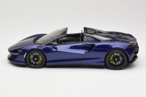 McLaren Artura Spider Violetinis GT Spirit 1:18 GT515 Derva - nuotrauka 3 iš 6