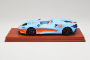 McLaren Elva Gulf Livery AB Models 1:18 REMC023 Derva