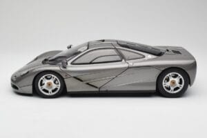 McLaren F1 Dark Silver Minichamps 1:12 530133124 Metalas - nuotrauka 4 iš 8