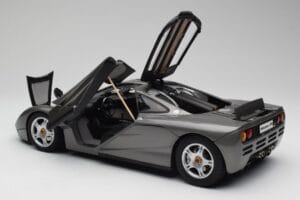 McLaren F1 Dark Silver Minichamps 1:12 530133124 Metalas - nuotrauka 5 iš 8