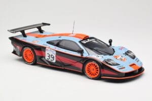 McLaren F1 GTR #39 Gulf R. Bellm / A. Gilbert / M. Sekiya 24 Hours of Le Mans 1997 UT Models 1:18 39725 Metalas - nuotrauka 6 iš 8