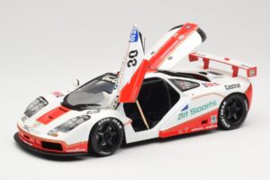 McLaren F1 GTR GT1 #30 West Competition J. Nielsen 1996 UT Models 1:18 39624 Metalas - nuotrauka 2 iš 8