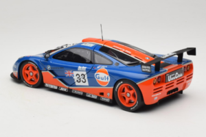 McLaren F1 GTR Gulf #33 R. Bellm / M. Weaver / J-J. Lehto 24 Hours of Le Mans 1996 UT Models 1:18 530161833 Metalas - nuotrauka 7 iš 8