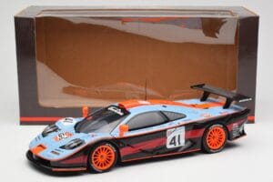 McLaren F1 GTR #41 P-H. Raphanel / C. Gounon / A. Olofsson 24 Hours of Le Mans 1997 UT Models 1:18 39727 Metalas - nuotrauka 8 iš 8