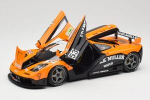 McLaren F1 GTR Kokusai Kaihatsu Racing #53 O. Giroix / J. Sala / P. Deletraz 24 Hours of Le Mans 1996 Minichamps 1:18 5301336 - nuotrauka 2 iš 8