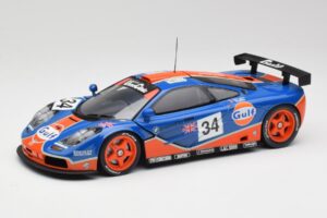 McLaren F1 GTR #34 Gulf Racing 1996 UT Models 1:18 39621 Metalas