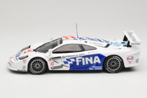 McLaren F1 GTR #9 P. Kox / R. Ravaglia FIA GT Championship 1997 UT Models 1:18 39711 Metalas - nuotrauka 4 iš 8