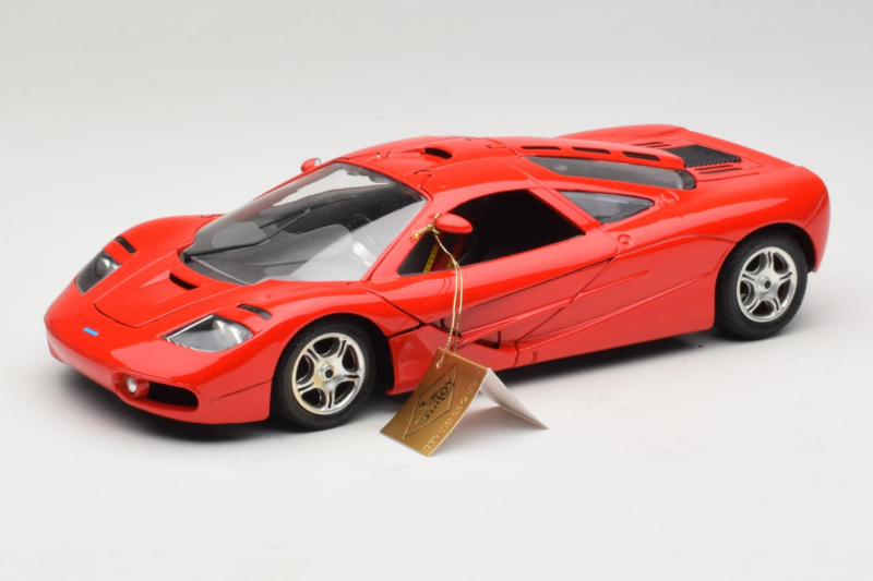 McLaren F1 High Mirror Light Red Guiloy 1:18 67505 Metalas