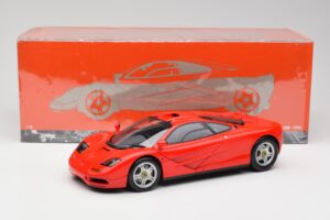 McLaren F1 Magma Raudonas Minichamps 1:18 530133422 Metalas - nuotrauka 8 iš 8