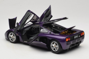 McLaren F1 Violetinis LCD 1:18 LCD18014-PU Metalas - nuotrauka 5 iš 8