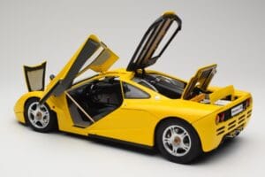 McLaren F1 Geltonas Minichamps 1:12 530133121 Metalas - nuotrauka 6 iš 9