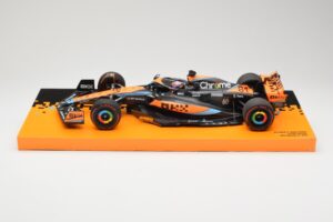McLaren MCL60 #81 O. Piastri Australian GP 2023 Minichamps 1:18 533231881 Metalas