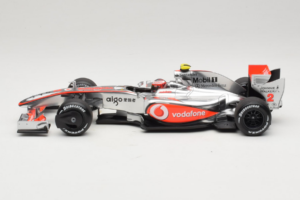 McLaren MP4-24 Mercedes #2 H. Kovalainen F1 2009 Dealer Edition Minichamps 1:18 B66960041 Metalas - nuotrauka 3 iš 7