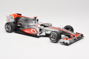 McLaren MP4-25 Mercedes #1 J. Button Vodafone McLaren Showcar F1 2010 Minichamps 1:18 530101801 Metalas - nuotrauka 4 iš 7