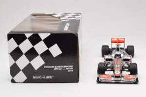 McLaren MP4-25 Mercedes #1 J. Button Vodafone McLaren Showcar F1 2010 Minichamps 1:18 530101801 Metalas - nuotrauka 7 iš 7