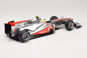 McLaren MP4-25 Mercedes #2 L. Hamilton Vodafone McLaren F1 2010 Minichamps 1:18 530101802 Metalas - nuotrauka 2 iš 7