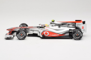 McLaren MP4-25 Mercedes #2 L. Hamilton Vodafone McLaren F1 2010 Minichamps 1:18 530101802 Metalas - nuotrauka 3 iš 7