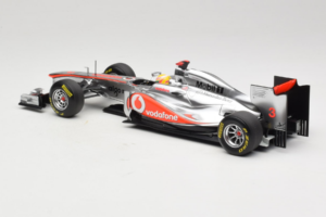 McLaren MP4-26 Mercedes #3 L. Hamilton Vodafone McLaren F1 2011 Minichamps 1:18 530111803 Metalas - nuotrauka 5 iš 7
