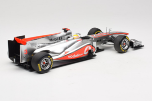 McLaren MP4-26 Mercedes #3 L. Hamilton Vodafone McLaren Showcar F1 2011 Minichamps 1:18 530111873 Metalas - nuotrauka 2 iš 7
