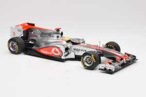 McLaren MP4-26 Mercedes #3 L. Hamilton Vodafone McLaren Showcar F1 2011 Minichamps 1:18 530111873 Metalas - nuotrauka 4 iš 7