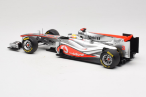 McLaren MP4-26 Mercedes #3 L. Hamilton Vodafone McLaren Showcar F1 2011 Minichamps 1:18 530111873 Metalas - nuotrauka 5 iš 7