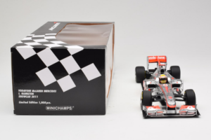 McLaren MP4-26 Mercedes #3 L. Hamilton Vodafone McLaren Showcar F1 2011 Minichamps 1:18 530111873 Metalas - nuotrauka 7 iš 7