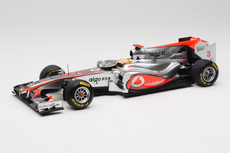 McLaren MP4-26 Mercedes #3 L. Hamilton Vodafone McLaren Showcar F1 2011 Minichamps 1:18 530111873 Metalas