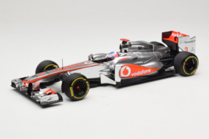 McLaren MP4-27 Mercedes #3 J. Button Vodafone McLaren Showcar F1 2012 Minichamps 1:18 530121873 Metalas