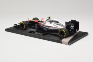 McLaren MP4-30 Honda #22 J. Button McLaren Honda F1 Team Australian Grand Prix 2015 Minichamps 1:18 537151822 Metalas - nuotrauka 5 iš 7