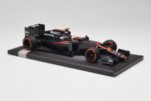 McLaren MP4-30 Honda #22 J. Button McLaren Honda F1 Team Spanish Grand Prix 2015 Minichamps 1:18 537151122 Metalas - nuotrauka 4 iš 7