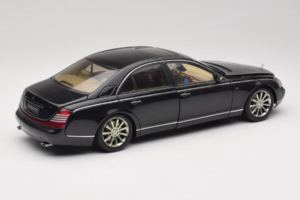 Maybach 57S Juodas AUTOart 1:18 76156 Metalas - nuotrauka 3 iš 7