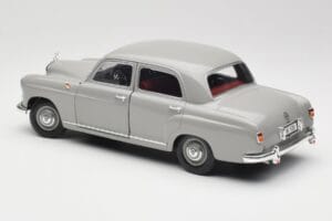 Mercedes 180 W120 Ponton Graphite Grey Revell 1:18 08974 Metalas - nuotrauka 7 iš 8