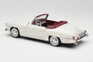 Mercedes 190 SL W121 Šviesiai Pilkas Norev 1:18 B66040710 Metalas - nuotrauka 9 iš 10