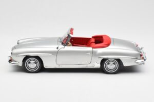 Mercedes 190 SL W121 Sidabrinis Norev 1:18 B660640604 Metalas - nuotrauka 4 iš 8