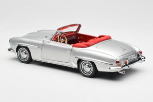Mercedes 190 SL W121 Sidabrinis Norev 1:18 B660640604 Metalas - nuotrauka 7 iš 8