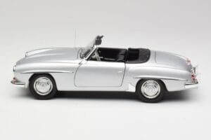Mercedes 190 SL W121 Sidabrinis Pilkas Minichamps 1:18 100037031 Metalas - nuotrauka 4 iš 8