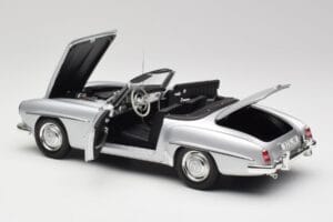 Mercedes 190 SL W121 Sidabrinis Pilkas Minichamps 1:18 100037031 Metalas - nuotrauka 5 iš 8