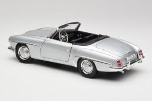 Mercedes 190 SL W121 Sidabrinis Pilkas Minichamps 1:18 100037031 Metalas - nuotrauka 7 iš 8