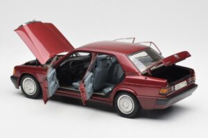 Mercedes 190E W201 2.0 Raudonas Dealer Edition AUTOart 1:18 B66040383 Metalas - nuotrauka 5 iš 8