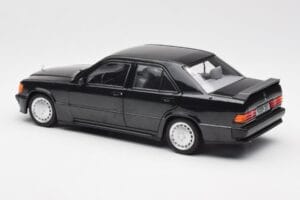 Mercedes 190E 2.3-16 W201 Juodas Dilerio Leidimas Norev 1:18 B66040663 Metalas - nuotrauka 7 iš 8
