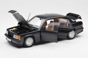 Mercedes 190E 2.3-16 W201 Mėlynai Juodas Metallic AUTOart 1:18 76122 Metalas - nuotrauka 2 iš 8