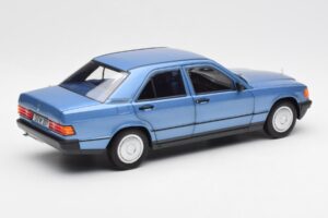 Mercedes 190E W201 Diamond Mėlynas Dilerio Leidimas Norev 1:18 B66040661 Metalas - nuotrauka 3 iš 8