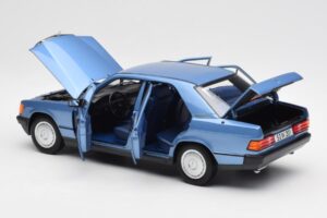 Mercedes 190E W201 Diamond Mėlynas Dilerio Leidimas Norev 1:18 B66040661 Metalas - nuotrauka 5 iš 8